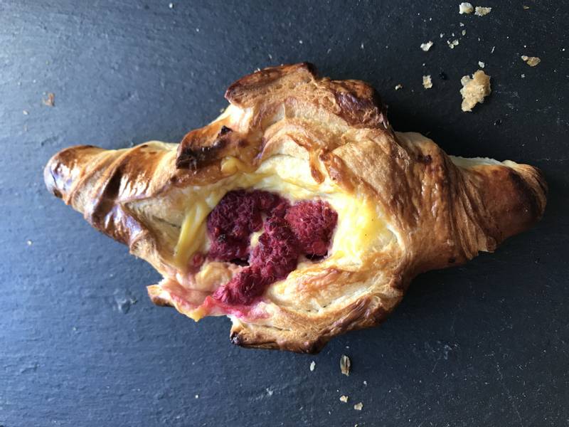Croissant Bringebær TA